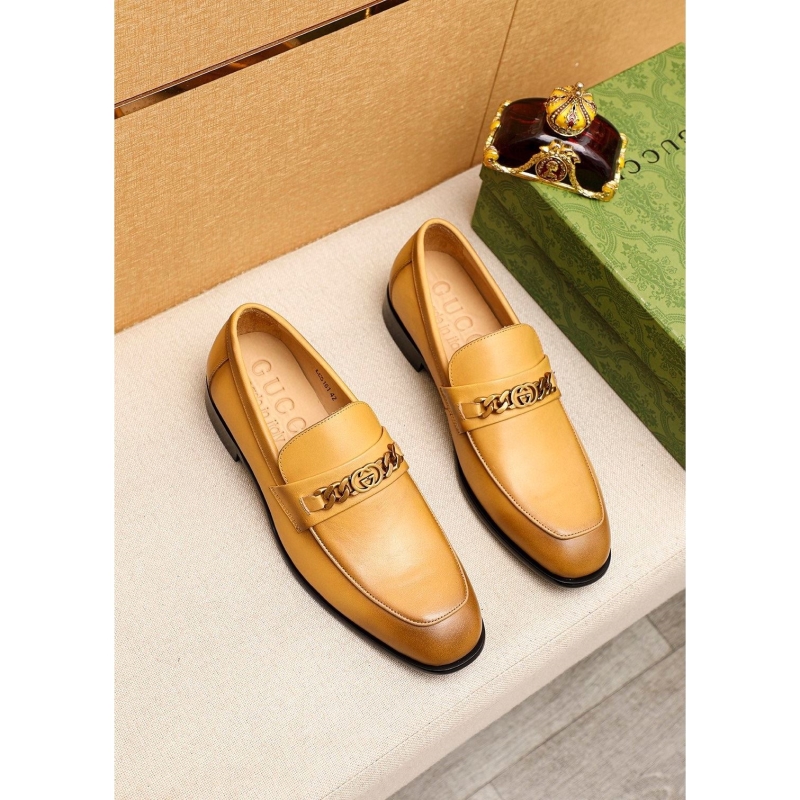 G*u*i leather shoes